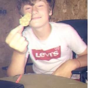 Meet your Posher, Adan